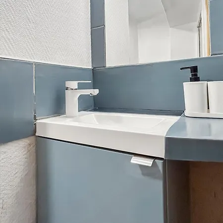 La Provence Apartment *